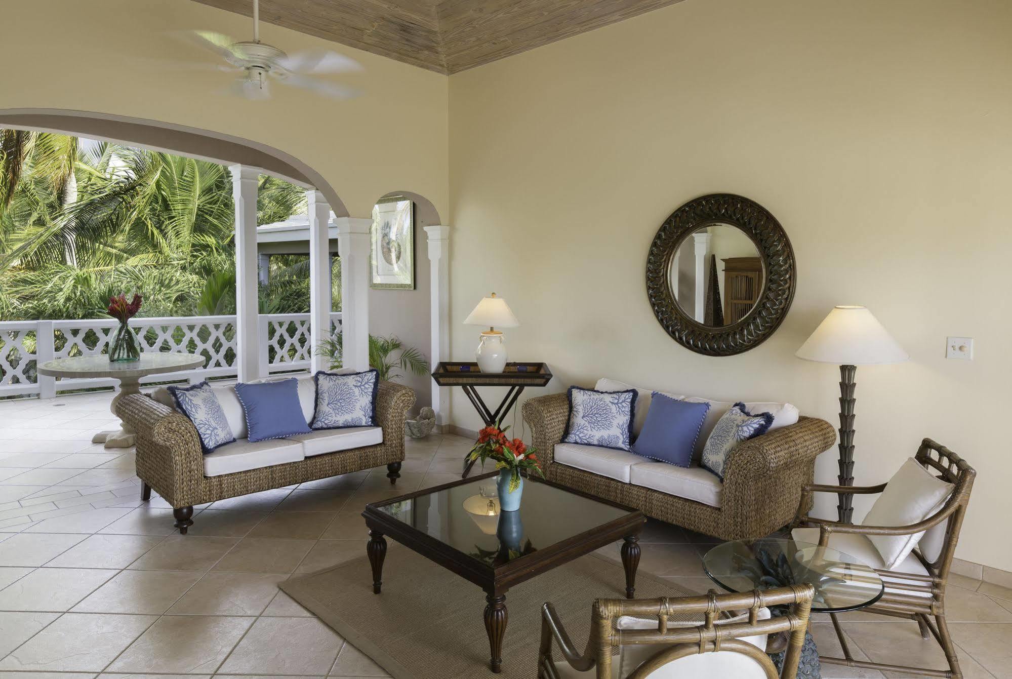 Hotel Curtain Bluff Old Road Exterior foto